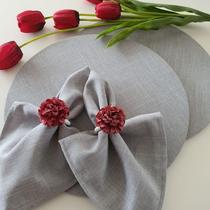 Kit Mesa Posta 08 Bases MDF 35cm 08 Capas de Sousplat 08 Guardanapos de tecido 40x40cm 08 Anéis Porta Guardanapo