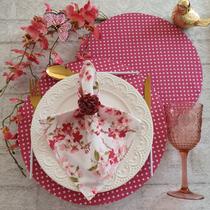 Kit Mesa Posta 12 Capas de Sousplat 12 Guardanapos de tecido 40x40cm 12 Anéis Argola Porta Guardanapo