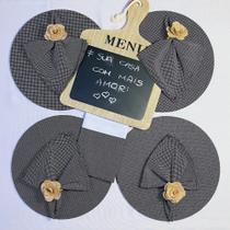 Kit Mesa Posta Poá pequeno : 4 Sousplat Completos + 4 Guardanapos + 4 Porta Guardanapos Flor Juta + 1 Pano de Prato Barra Tricoline Kit Mesa Posta Poá pequeno : 4 Sousplat Completos + 4 Guardanapos + 4 Porta Guardanapos Flor Juta + 1 Pano de Prato Barra Tricoline