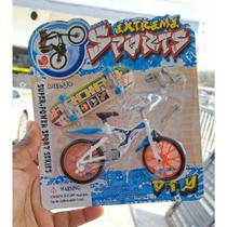 Kit Mini Bicicleta Com Skate De Dedo Brinquedo Infantil Coleção Bike SK8