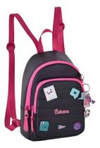 Kit Mini Mochila Passeio + Porta Fone + Chaveiro Luluca Clio Kit Mini Mochila Passeio + Porta Fone + Chaveiro Luluca Clio