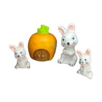 Kit miniatura de pascoa Trio de Coelho e Casinha Cenoura - Decore Casa Kit miniatura de pascoa Trio de Coelho e Casinha Cenoura - Decore Casa