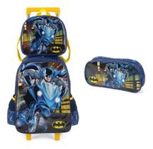 Kit Mochila Com Rodinhas + Lancheira E Estojo Batman