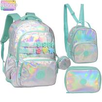 Kit Mochila De Costas Escolar Juvenil 18” Efeito Holográfico Squad Feminina Luxo Com Lancheira Térmi Kit Mochila De Costas Escolar Juvenil 18” Efeito Holográfico Squad Feminina Luxo Com Lancheira Térmi