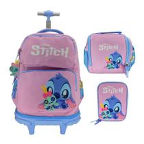Kit Mochila De Rodinha Stitch + Lancheira + Estojo Box 50042 - Luxcel Kit Mochila De Rodinha Stitch + Lancheira + Estojo Box 50042 - Luxcel
