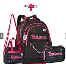 Kit Mochila de Rodinhas Luluca + Lancheira Térmica e Estojo Oficial Lu24606 Clio Style Kit Mochila de Rodinhas Luluca + Lancheira Térmica e Estojo Oficial Lu24606 Clio Style