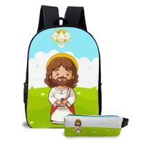 Kit Mochila Estojo Infantil Escolar Cristão Unissex Estampa Céu Anjos e Menino Jesus Kit Mochila Estojo Infantil Escolar Cristão Unissex Estampa Céu Anjos e Menino Jesus