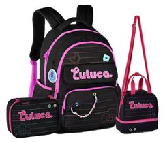 Kit Mochila Luluca Letras Lancheira E Estojo 2025 Preto Kit Mochila Luluca Letras Lancheira E Estojo 2025 Preto