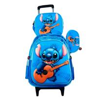 Kit Mochila Stitch em 3D com Rodinhas + Lancheira Térmica + Estojo Escolar Kit Mochila Stitch em 3D com Rodinhas + Lancheira Térmica + Estojo Escolar