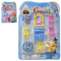 Kit moveis infantil com mesa + cadeiras e acessorios family sweet 13 pecas na cartela