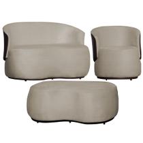 Kit Namoradeira + 1 Poltrona + Puff Decorativo Beatriz Orgânico Composê Couro Marrom Couro Bege Mz Decor Kit Namoradeira + 1 Poltrona + Puff Decorativo Beatriz Orgânico Composê Couro Marrom Couro Bege Mz Decor