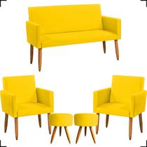 Kit namoradeira + 2 poltronas decorativas para sala nina + 2 puff redondos suede amarelo pé castanho