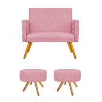 Kit Namoradeira Arenzza e 02 Puffs Sofia Base Giratória de Madeira Suede Rosa Bebê - DAMAFFÊ MÓVEIS