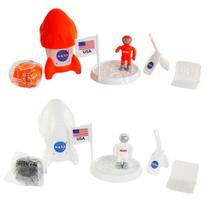 Kit Nasa com Astronauta, Foguete e Solo Lunar de Massinha
