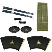 Kit Oriental Conjunto 2 Pessoas Comida Japonesa Leque Hashi Esteira Sushi Preto Kit Oriental Conjunto 2 Pessoas Comida Japonesa Leque Hashi Esteira Sushi Preto