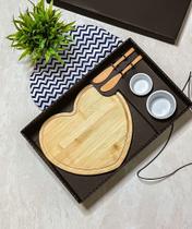 Kit P/Petisco C/Tábua Em Formato Coração 5 Pçs
