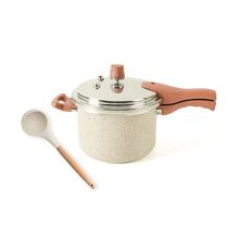 kit panela de pressão com indução 4,4L e concha de silicone com cabo de madeira - Oikos kit panela de pressão com indução 4,4L e concha de silicone com cabo de madeira - Oikos