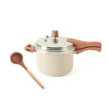 kit panela de pressão com indução 4,4L e concha de silicone com cabo de madeira - Oikos kit panela de pressão com indução 4,4L e concha de silicone com cabo de madeira - Oikos