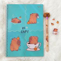 Kit Papelaria Fofa Capivara Caderno Uni Jandaia e Caneta Kit Papelaria Fofa Capivara Caderno Uni Jandaia e Caneta