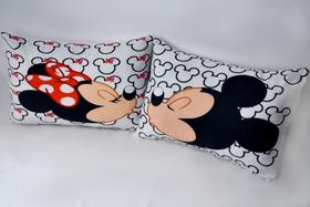 Kit par de Fronha Casal Estampada Personagens