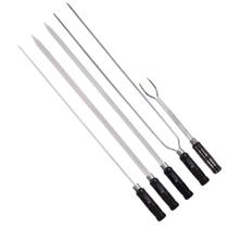 Kit para Churrasco com 4 Espetos de 70cm e 1 Garfo em Alumínio e Cabo de Madeira ADM
