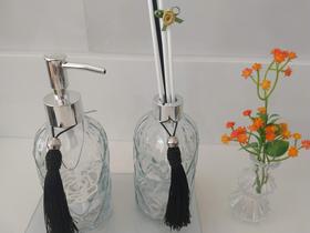 Kit para Lavabo Difusor com Varetas Saboneteira Vaso e Bandeja Espelhada