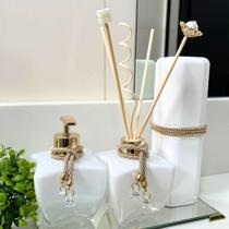 Kit Para Lavabo Jogo Banheiro Difusor Porta Sabonete Líquido e Escovas Varetas Difusoras Decorativas Bandeja Organizador Kit Para Lavabo Jogo Banheiro Difusor Porta Sabonete Líquido e Escovas Varetas Difusoras Decorativas Bandeja Organizador