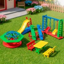 Kit Parque Infantil Miniatura Escorregador Balanço Gira-gira Gangorra Kit Parque Infantil Miniatura Escorregador Balanço Gira-gira Gangorra
