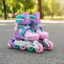 Kit Patins Infantil Ajustável 30 31 32 33 Rosa Claro Capacete Joelheira Cotoveleira Proteção Brinquedo Esporte Equilíbrio Diversão Kit Patins Infantil Ajustável 30 31 32 33 Rosa Claro Capacete Joelheira Cotoveleira Proteção Brinquedo Esporte Equilíbrio Diversão