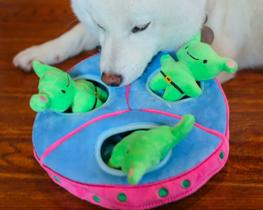 Kit Pelúcia Ovni Esconde Esconde - Brinquedo Interativo para Cachorro
