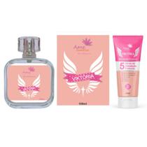 Kit Perfume e Creme Hidratante Viktória Feminino 100ml Alta Fixação Kit Perfume e Creme Hidratante Viktória Feminino 100ml Alta Fixação