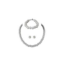 Kit Pérolas Feminino Colar, Pulseira e Brincos Kit Pérolas Feminino Colar, Pulseira e Brincos