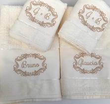 Kit personalizado bordado de casal premium - 4 peças