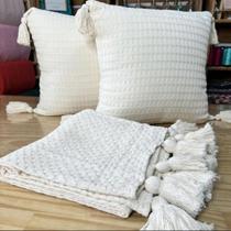 Kit Peseira De Cama Sofá 250x65 +2 Capas De Almofada Cor Cru Kit Peseira De Cama Sofá 250x65 +2 Capas De Almofada Cor Cru