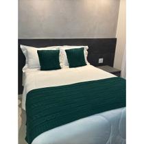 Kit Peseira de Tricot + 2 Capas de Almofada para Cama e Sofá Casal Padrão Decoração RAVENA