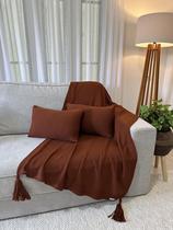 Kit Peseira Manta Luxo Decorativa Pompom Sala Sofá + 2 Capas