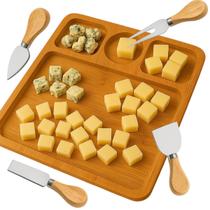 Kit Petisqueira 4 Divisórias + Jogo 4 Utensílios Para Queijo Kit Petisqueira 4 Divisórias + Jogo 4 Utensílios Para Queijo