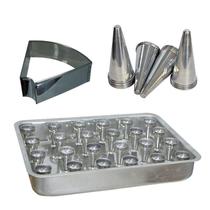 Kit Pizza Cone Assadeira 24 cavidades + 24 Cones 12cm + Faca Kit Pizza Cone Assadeira 24 cavidades + 24 Cones 12cm + Faca