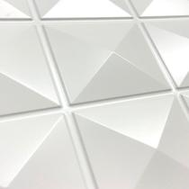 Kit Placas 3D Decorativa 30 Peças Revestimento Plástico PVC Auto Relevo Pirâmide