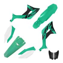 Kit Plástico Evo Pine green com plate lateral branco CRF 250 F Nacional - Biker Kit Plástico Evo Pine green com plate lateral branco CRF 250 F Nacional - Biker