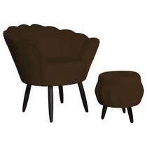 Kit Poltrona Decorativa Mais Puff Pétala Pés Palito Tabaco Suede Marrom - DS Estofados Kit Poltrona Decorativa Mais Puff Pétala Pés Palito Tabaco Suede Marrom - DS Estofados