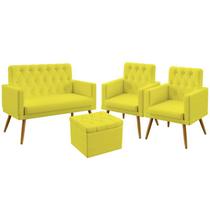 Kit Poltrona Namoradeira e 2 Poltronas Decorativas Vega Rodapé Botões Capitonê Puff Quasar Botões Sued Amarelo Aradecor