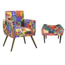 Kit Poltrona Nina e Puff Retangular Pés Madeira Suede Patchwork - DS Estofados