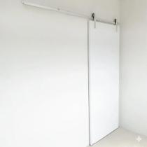 Kit Porta Primer Branca de Correr Lisa com Trilho Aparente Mapaf Kit Porta Primer Branca de Correr Lisa com Trilho Aparente Mapaf