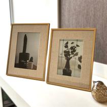 Kit Porta Retratos Linho Mold Dourada 10X15 e 13x18 Kit Porta Retratos Linho Mold Dourada 10X15 e 13x18