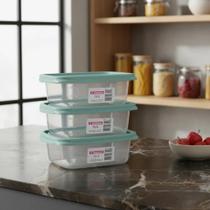 Kit Potes Plástico Quadrado Sanremo de 500 mL com Tampa 3 Unidades Kit Potes Plástico Quadrado Sanremo de 500 mL com Tampa 3 Unidades