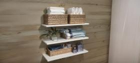 Kit prateleira em mdf branco para banheiro lavanderia sauna áerea molhada tamanho 60 x 20