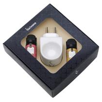 Kit Presente Aromatizador Elétrico Porcelana Via Aroma - Flor de Cerejeira e Vanilla Kit Presente Aromatizador Elétrico Porcelana Via Aroma - Flor de Cerejeira e Vanilla