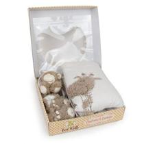 Kit presente com Manta, Blanket e Pantufa Girafa - Zip Toys Kit presente com Manta, Blanket e Pantufa Girafa - Zip Toys