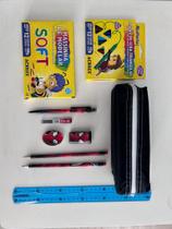 Kit Presenteável Spider-Man Oficial Estojo e Material Escolar Completo Kit Presenteável Spider-Man Oficial Estojo e Material Escolar Completo